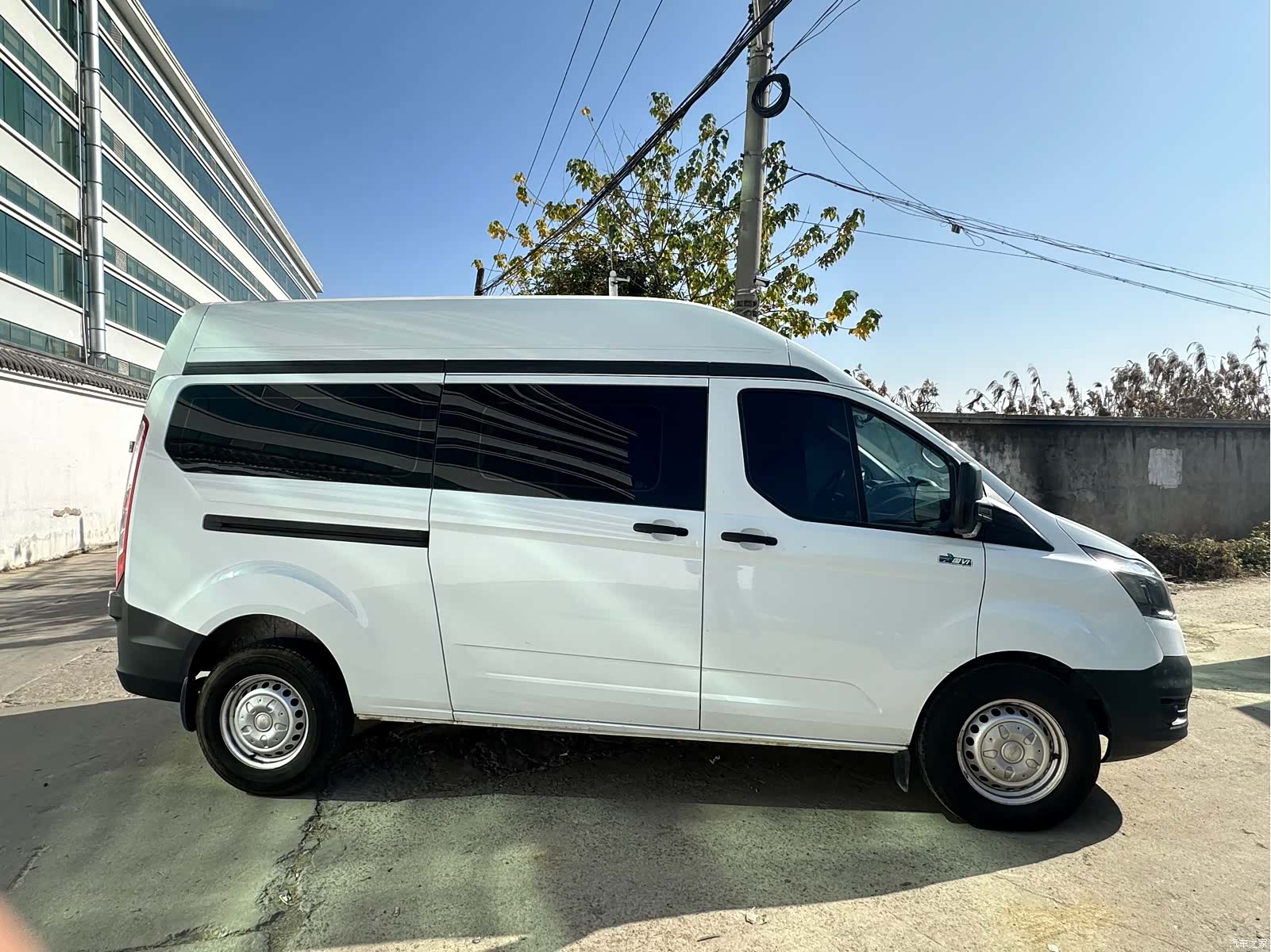 Ford 2.0TV, 2020 15