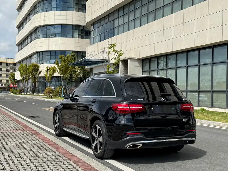 Mercedes-Benz GLC Mercedes-Benz GLC