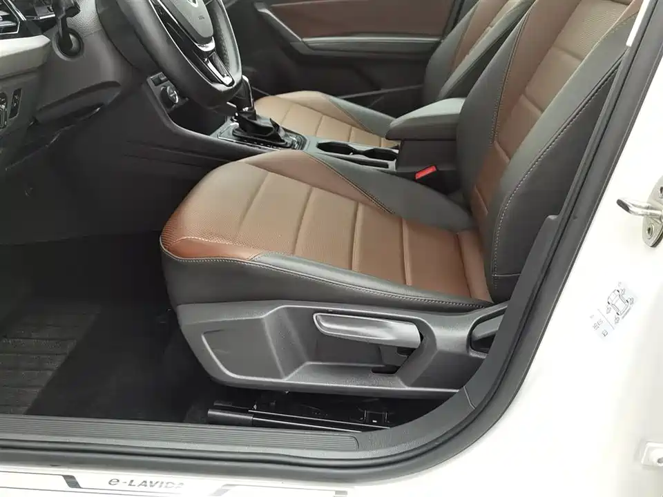 Volkswagen Lavida Pure Electric