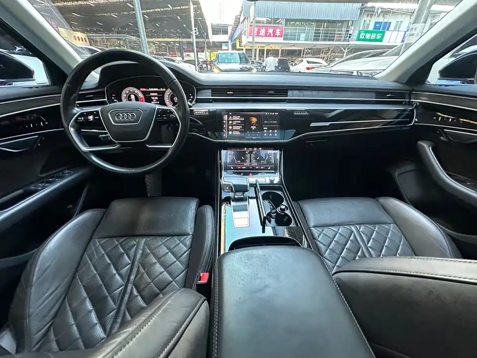 Audi A8 Audi A8