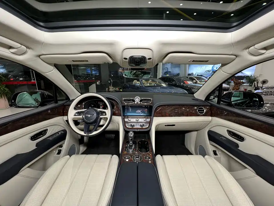 Bentley Tim Yue Bentley Tim Yue