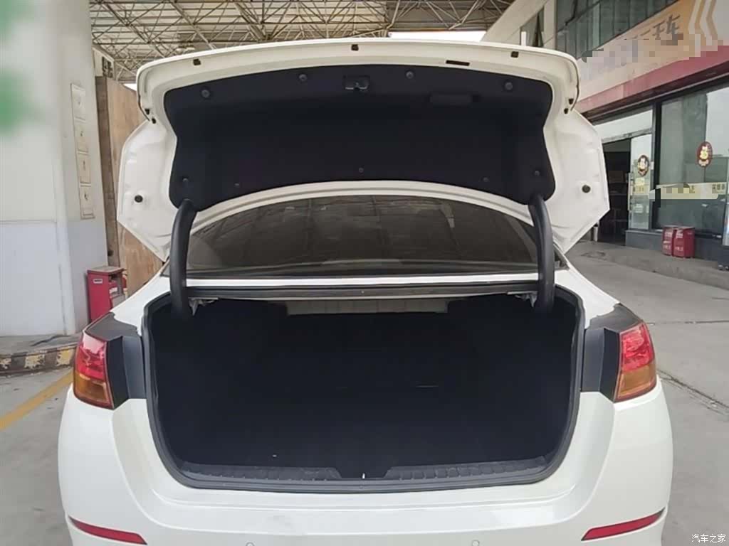 Kia K5, 2015 15