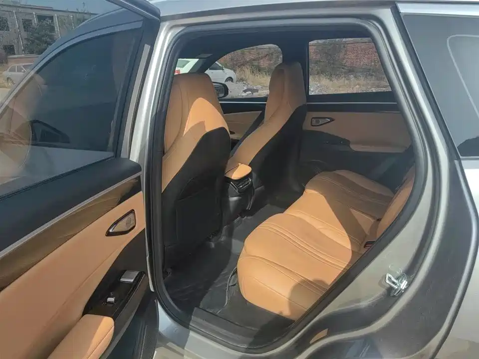 Geely Galaxy Galaxy L7