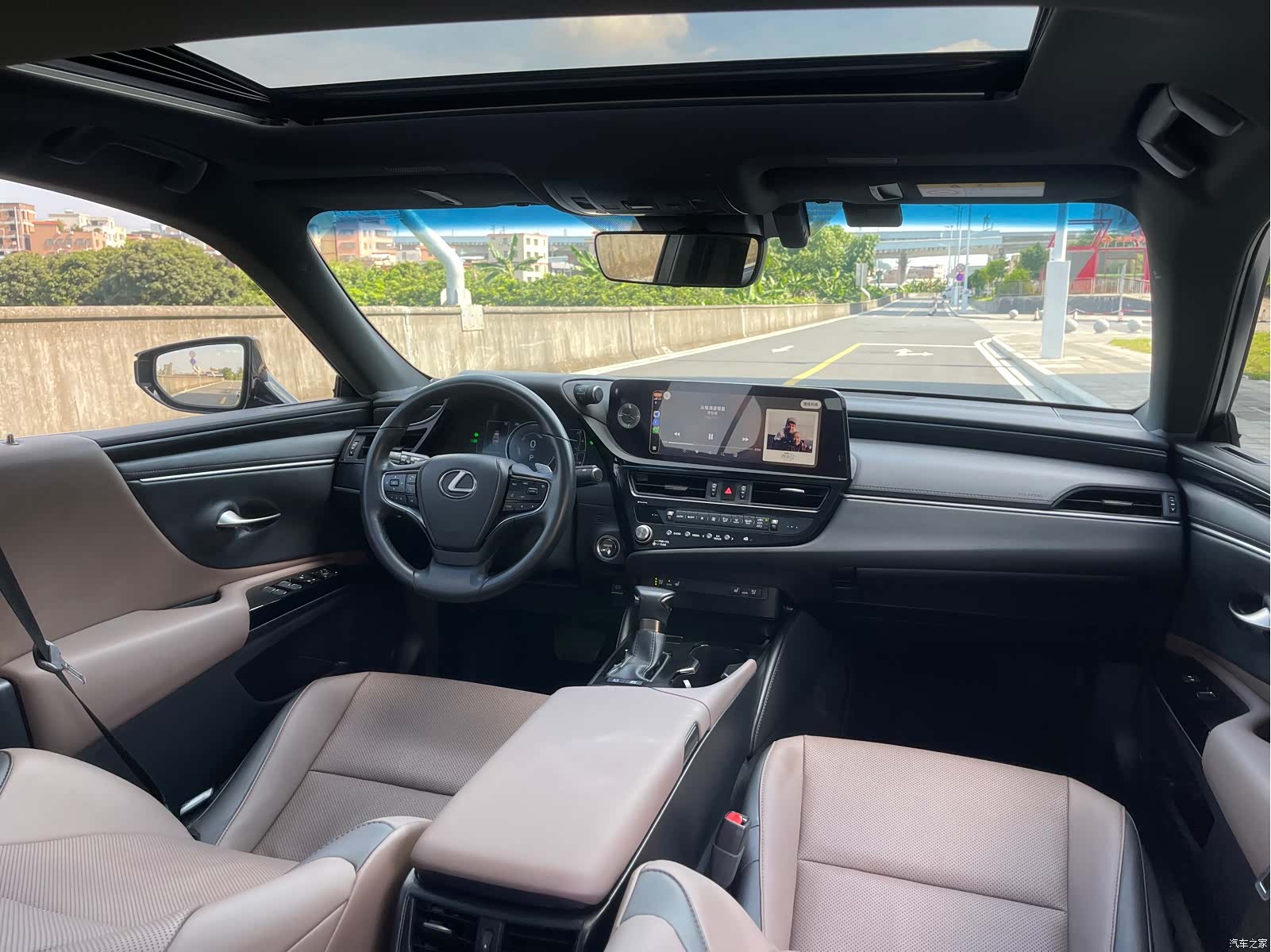 Lexus ES, 2022 6