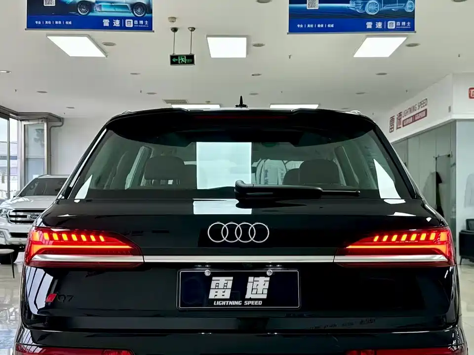 Audi Q7 Audi Q7