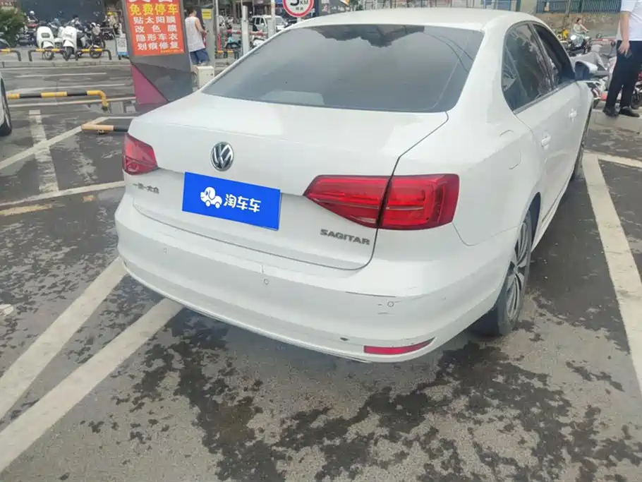 Volkswagen Sagitar Volkswagen Sagitar