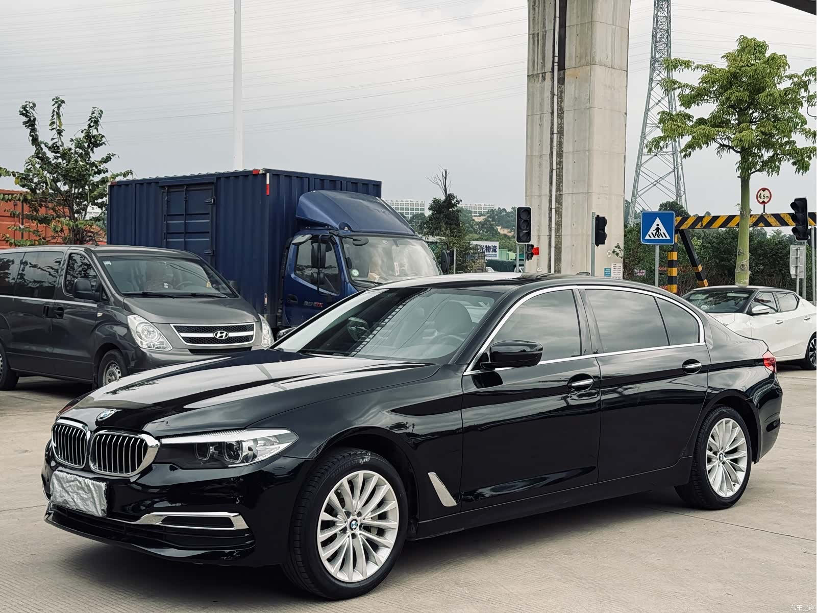 BMW 5 Series, 2018 1