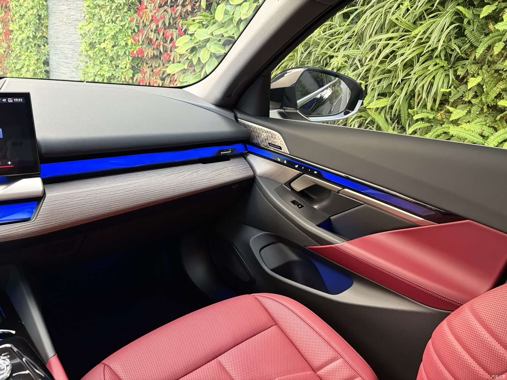 BMW 5 Series, 2024 16