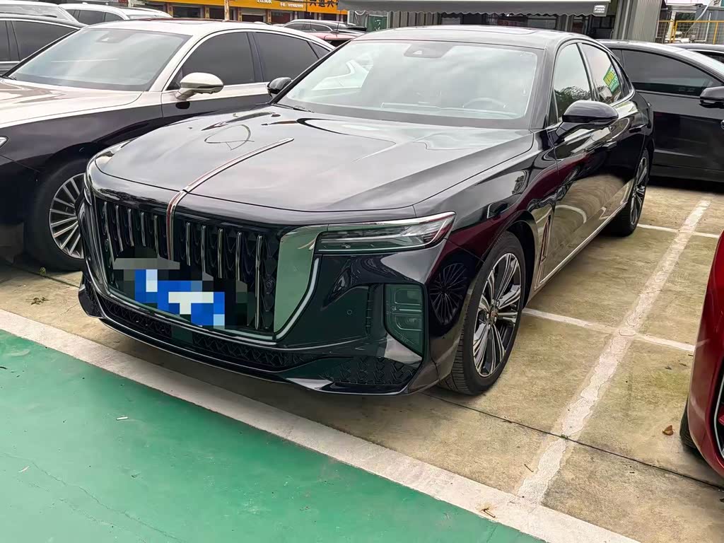 Hongqi H9 2024 2.0T