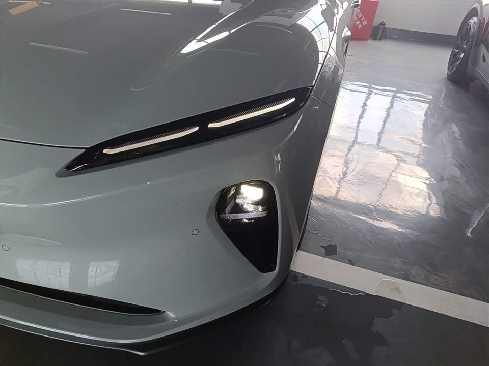 NIO ET5T