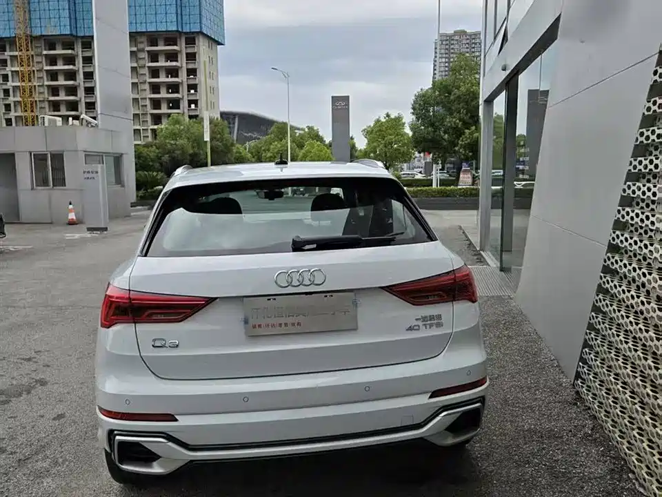 Audi Q3 Audi Q3