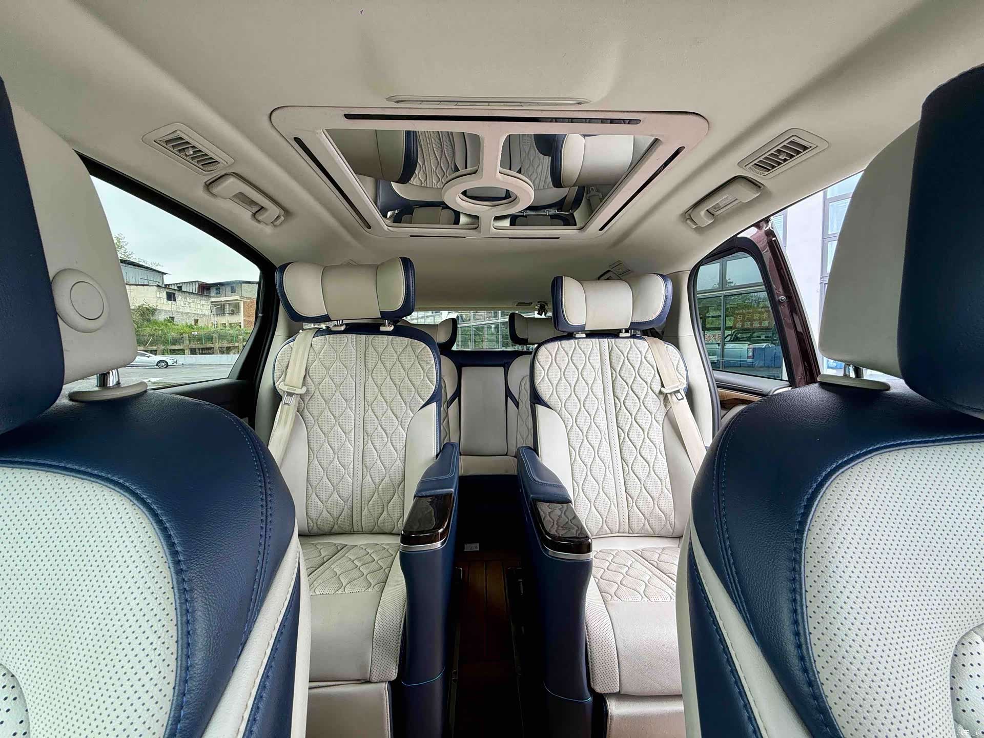 Buick GL8, 2018 7