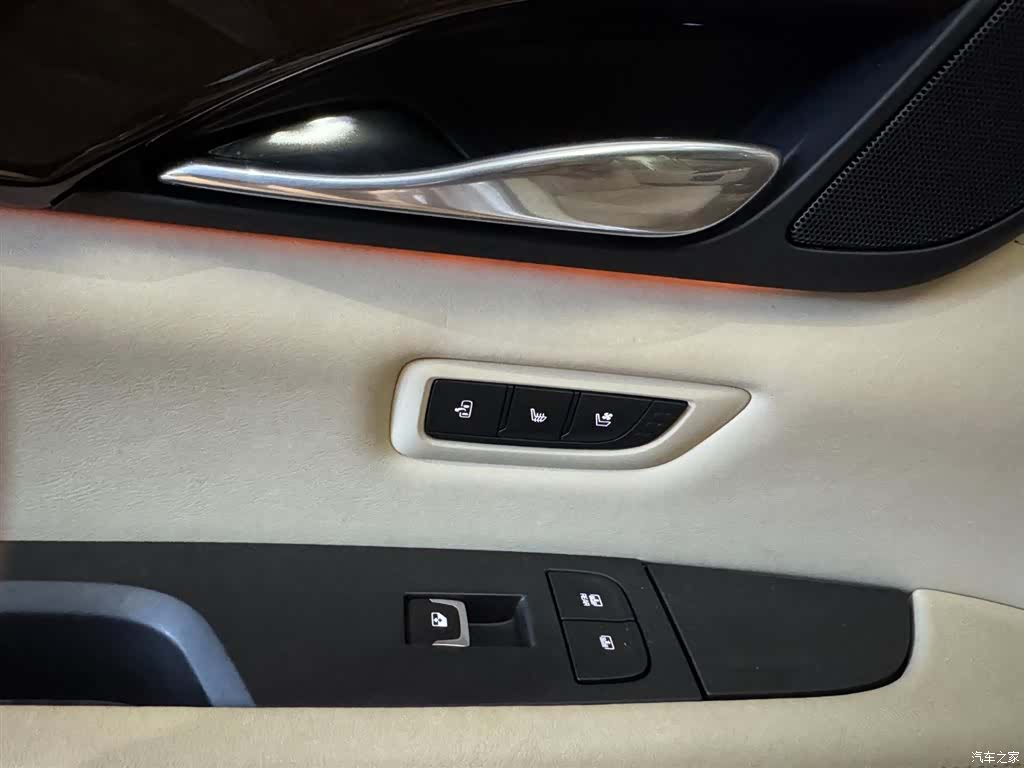 Cadillac CT6, 2016 13