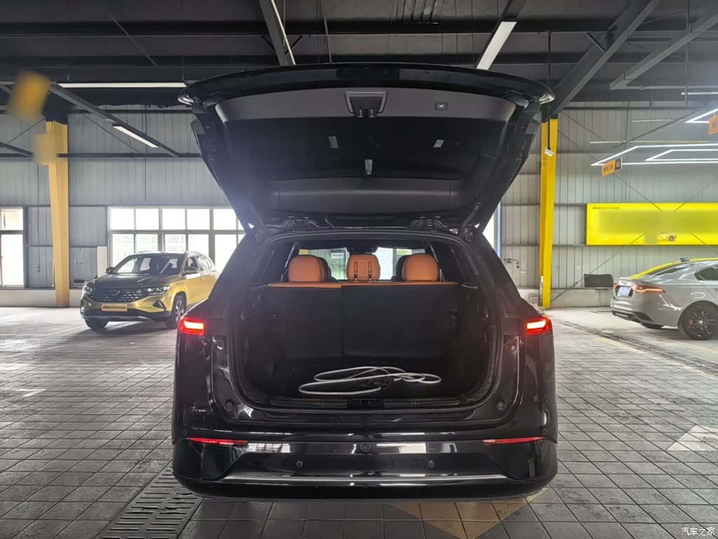 Xpeng G9, 2023 19