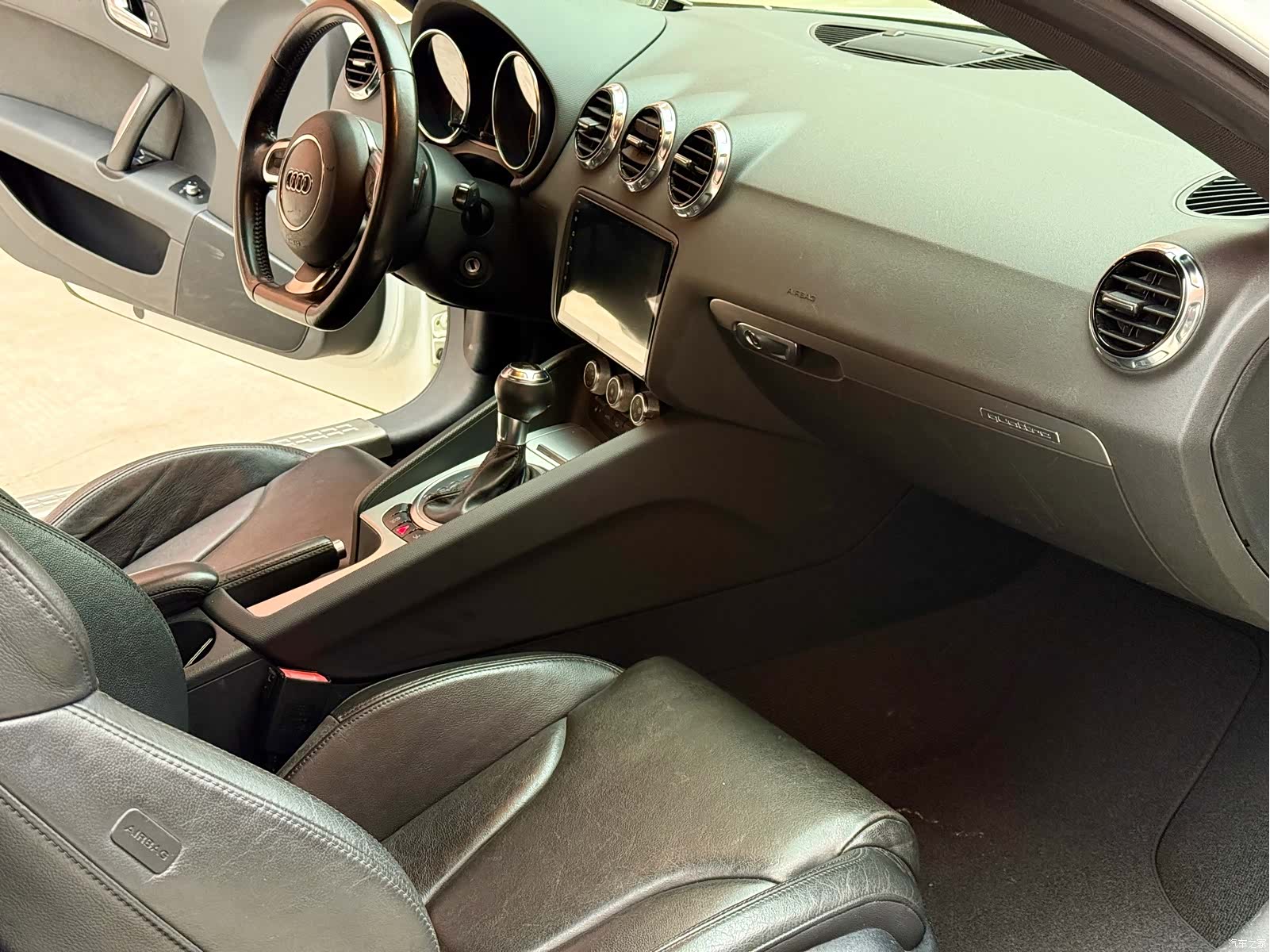 Audi TT, 2012 12