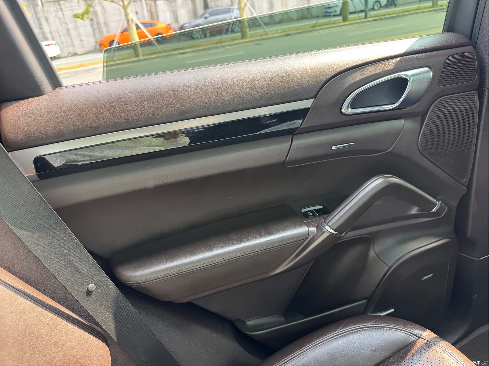 Porsche Cayenne, 2012 52