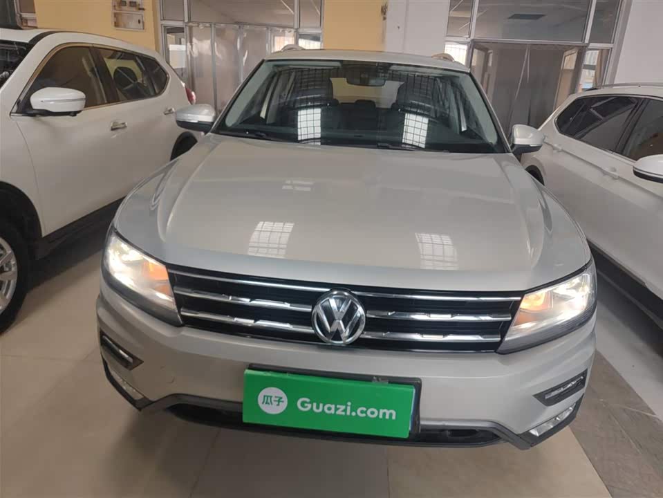 Volkswagen Tiguan L