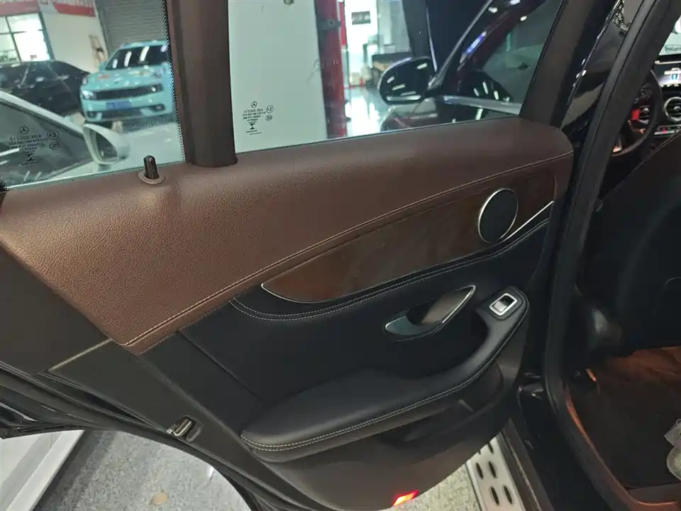 Mercedes-Benz GLC Mercedes-Benz GLC