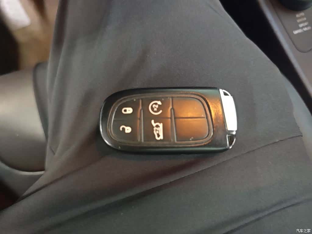 Jeep Cherokee, 2015 9