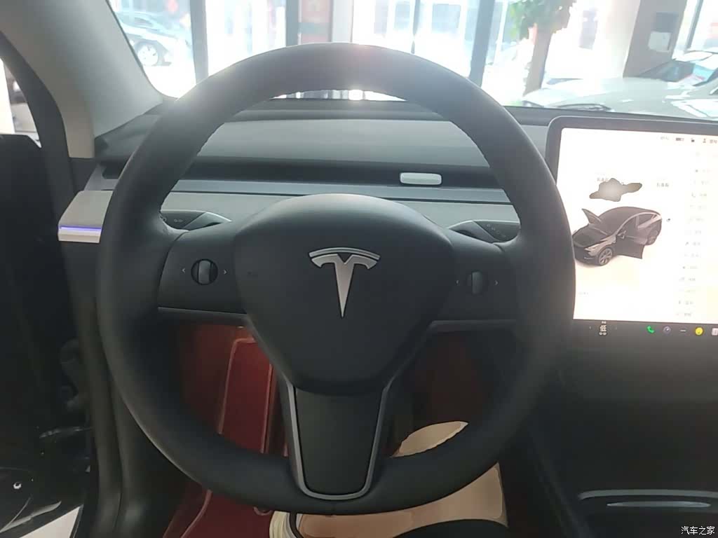 Tesla Model Y, 2024 11