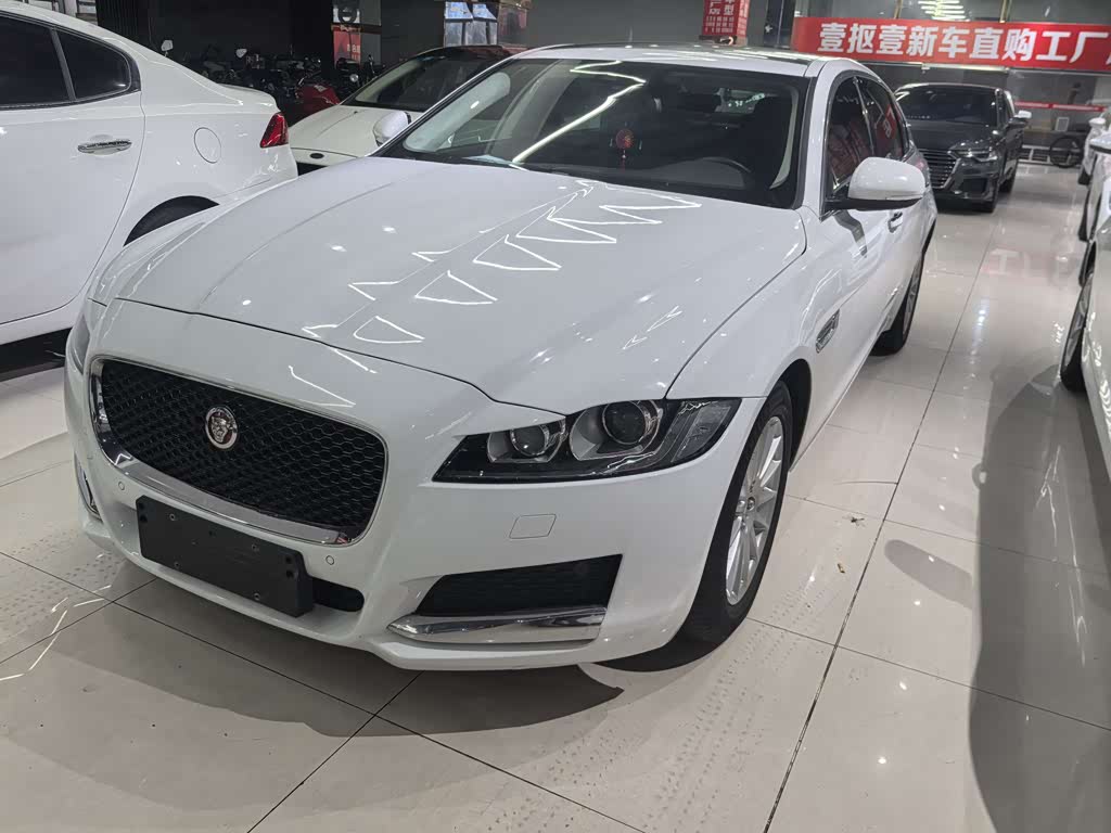 Jaguar XFL