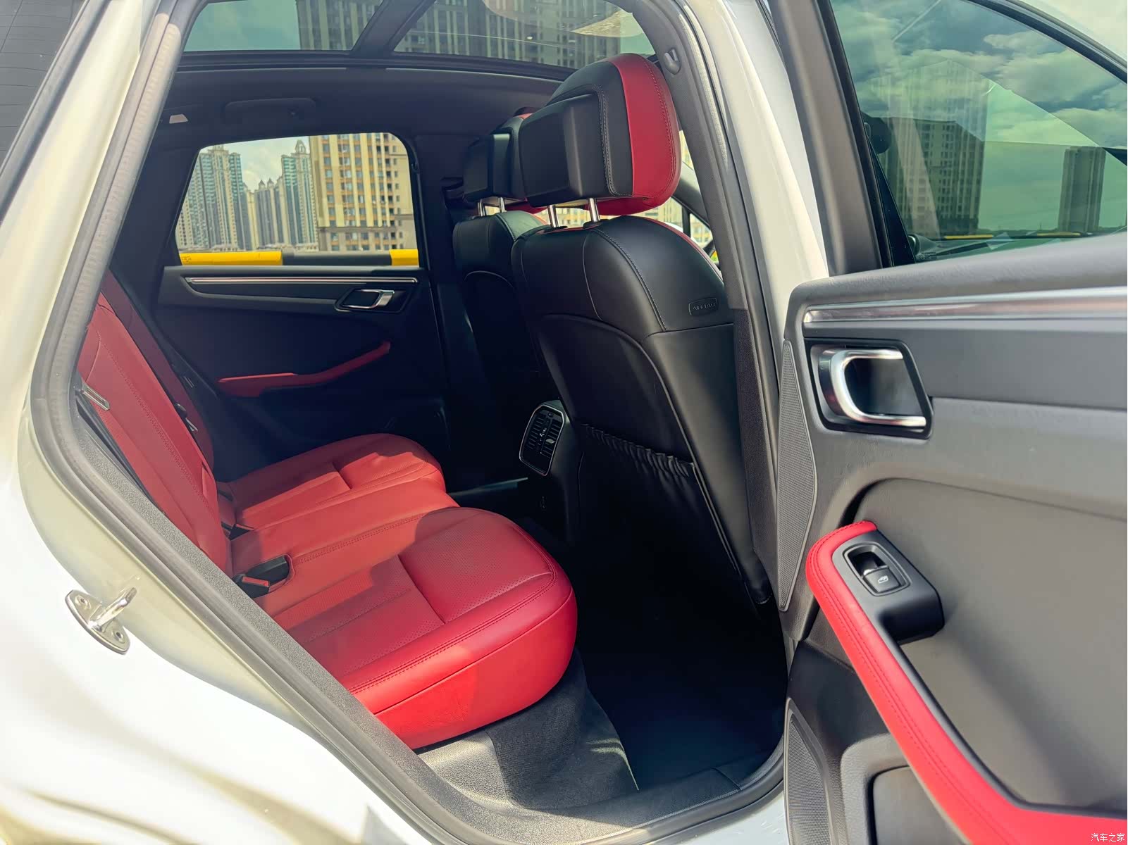 Porsche Macan, 2019 18