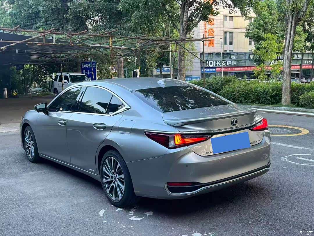 Lexus ES, 2021 6