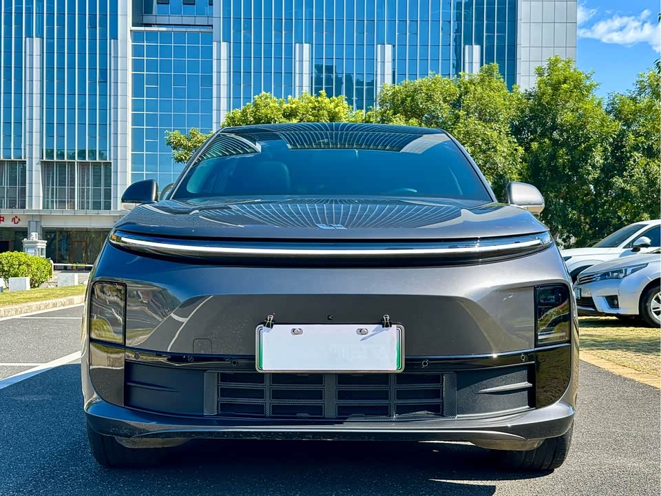 Li Auto Ideal L6