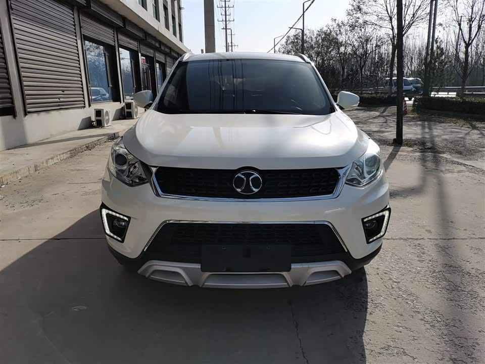 BAIC Shenbao X35