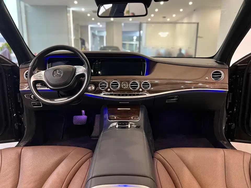 Mercedes-Benz S-class Mercedes-Benz S-class