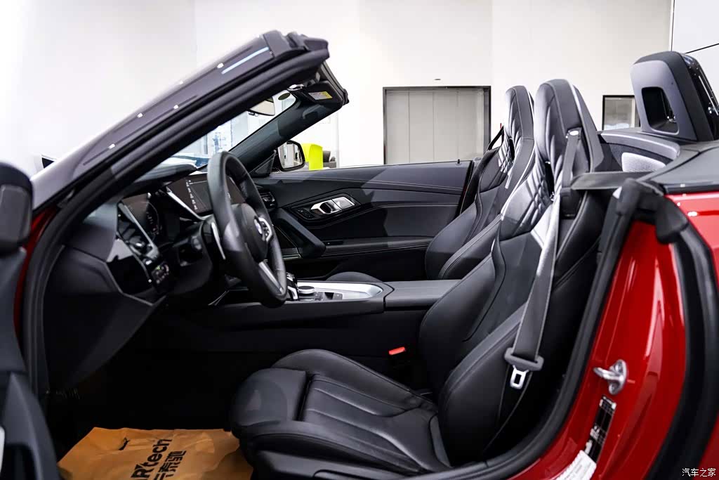 BMW Z4, 2022 24