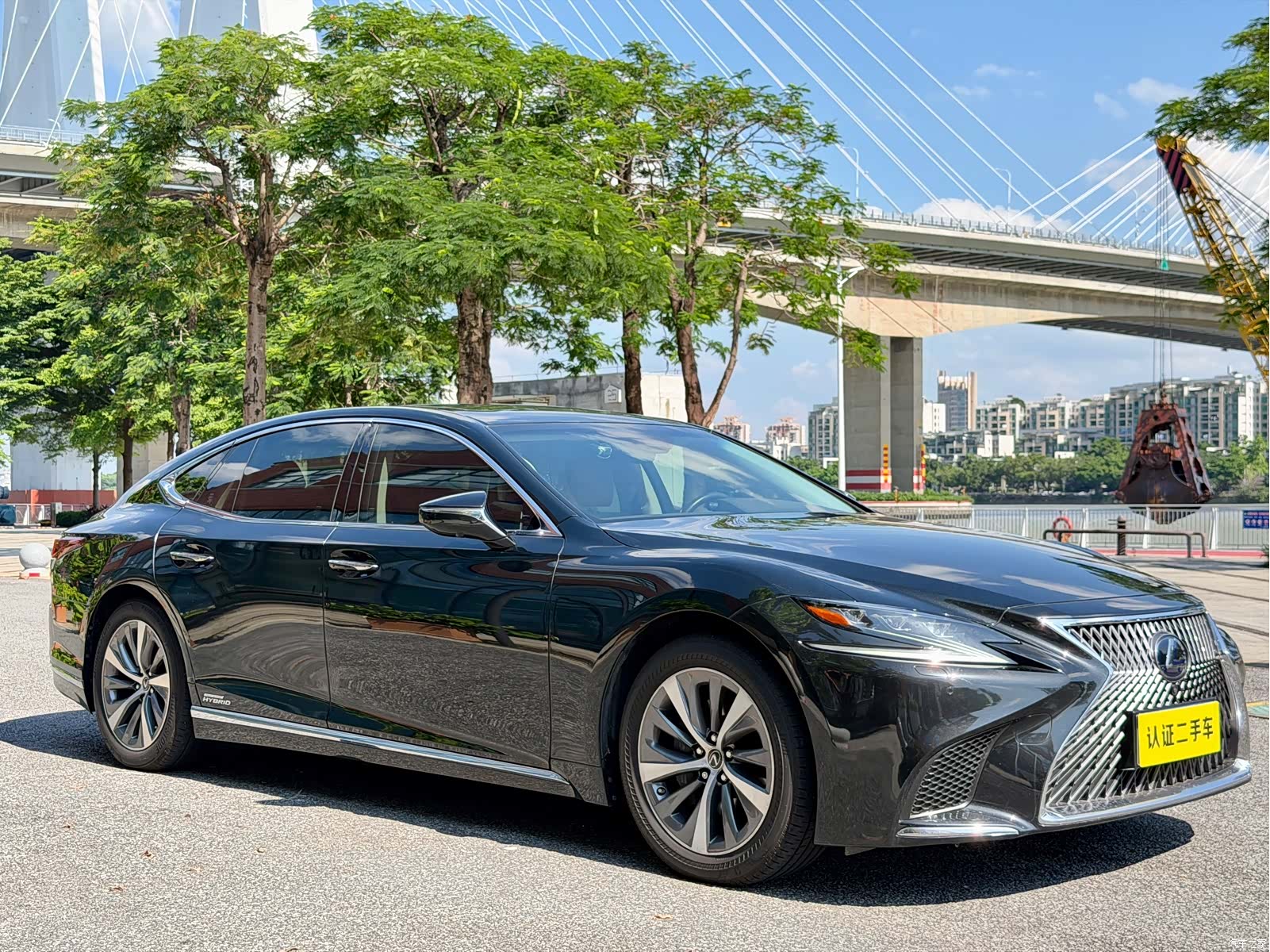 Lexus LS, 2020 7