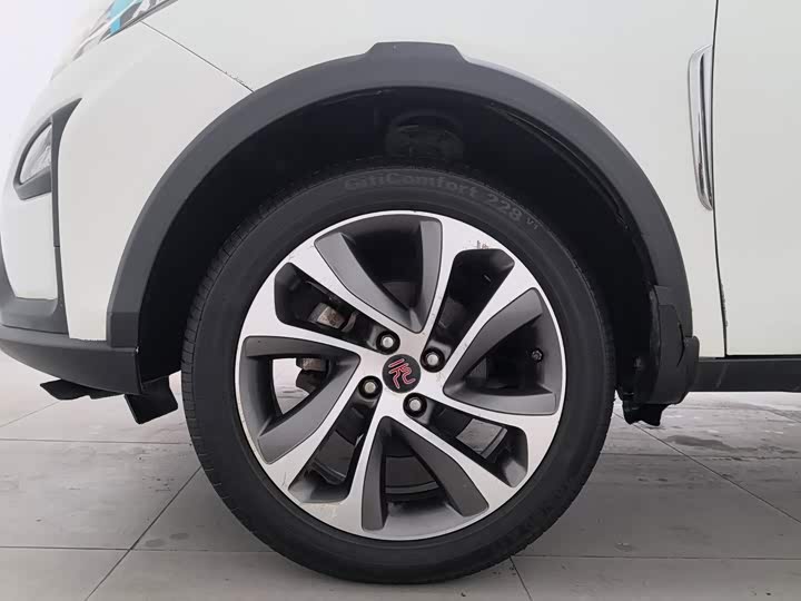 BYD Yuan 2016 1.5L МКПП Люкс
