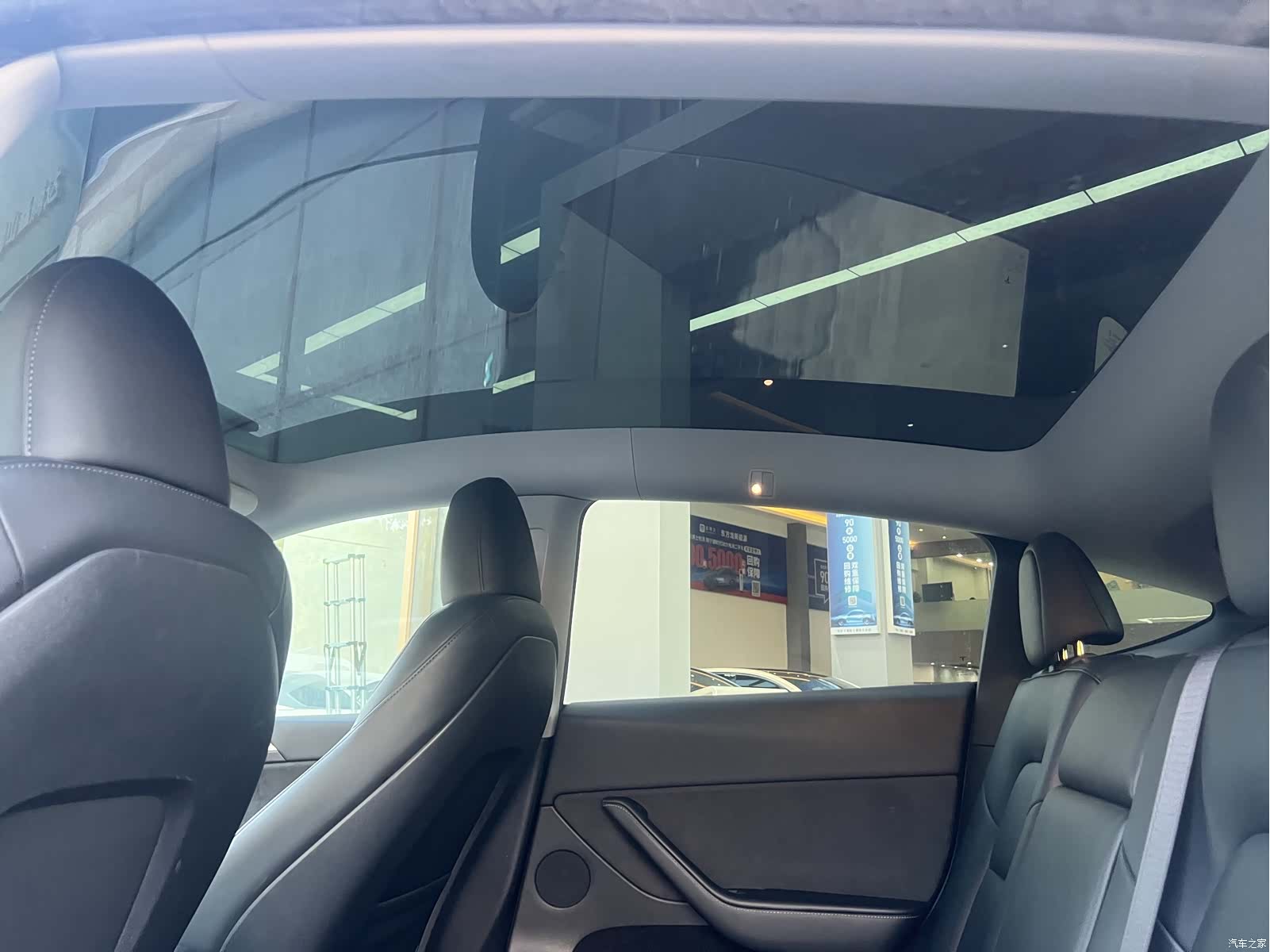 Tesla Model Y, 2023 11