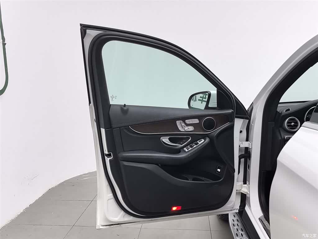 Mercedes-Benz GLC, 2018 8