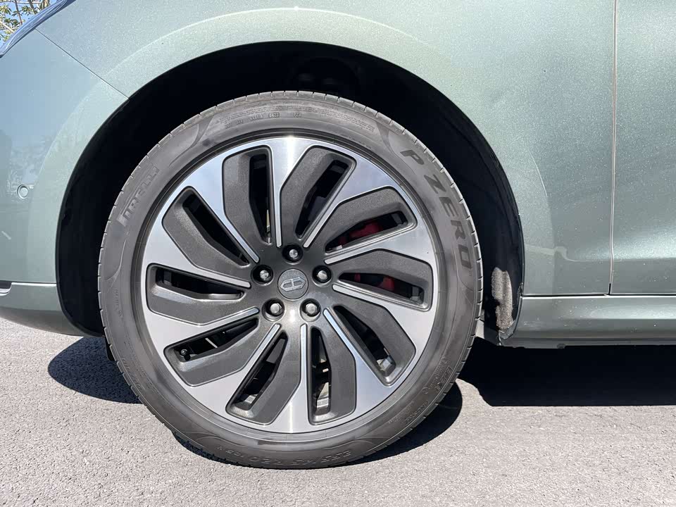 AITO Ask the world M5