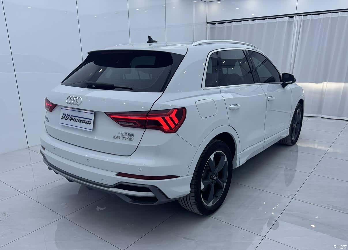 Audi Q3, 2022 6