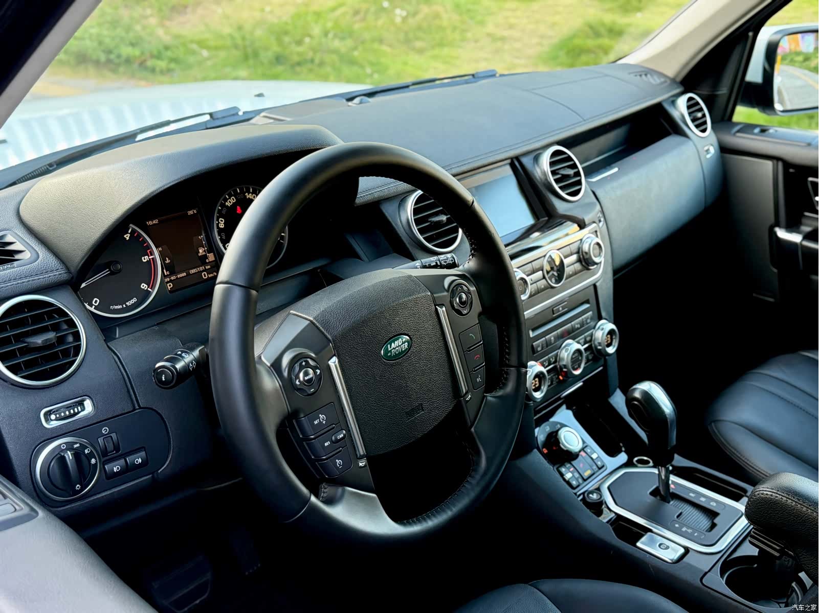 Land Rover Discovery, 2011 16