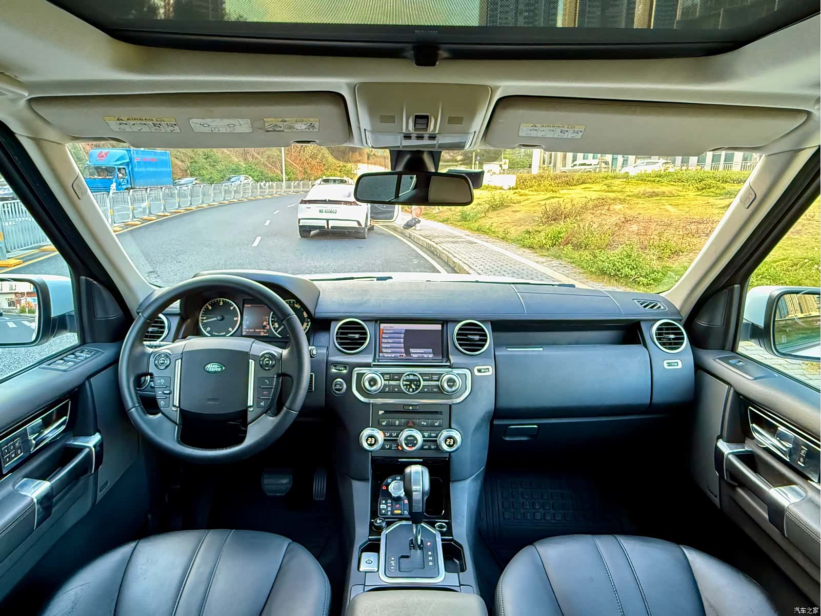 Land Rover Discovery, 2011 9