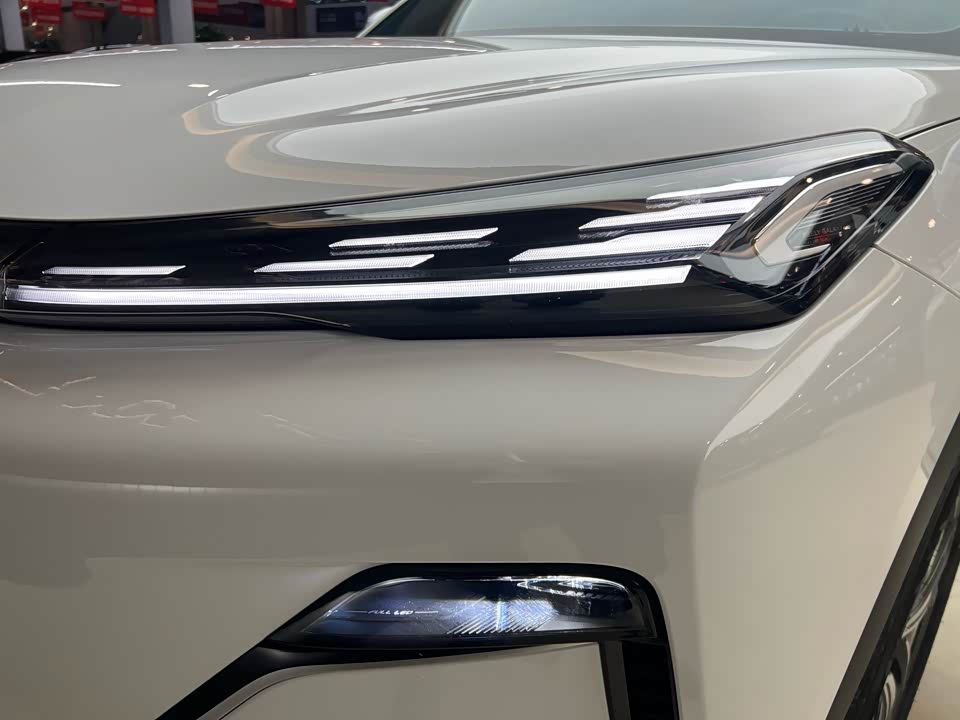 Geely Galaxy Galaxy Starship 7