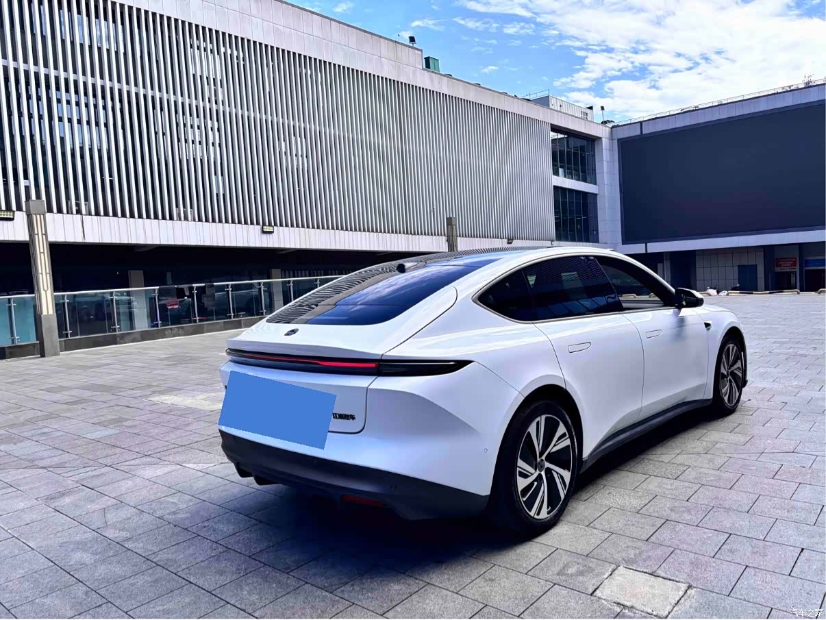 NIO ET5, 2023 все фото