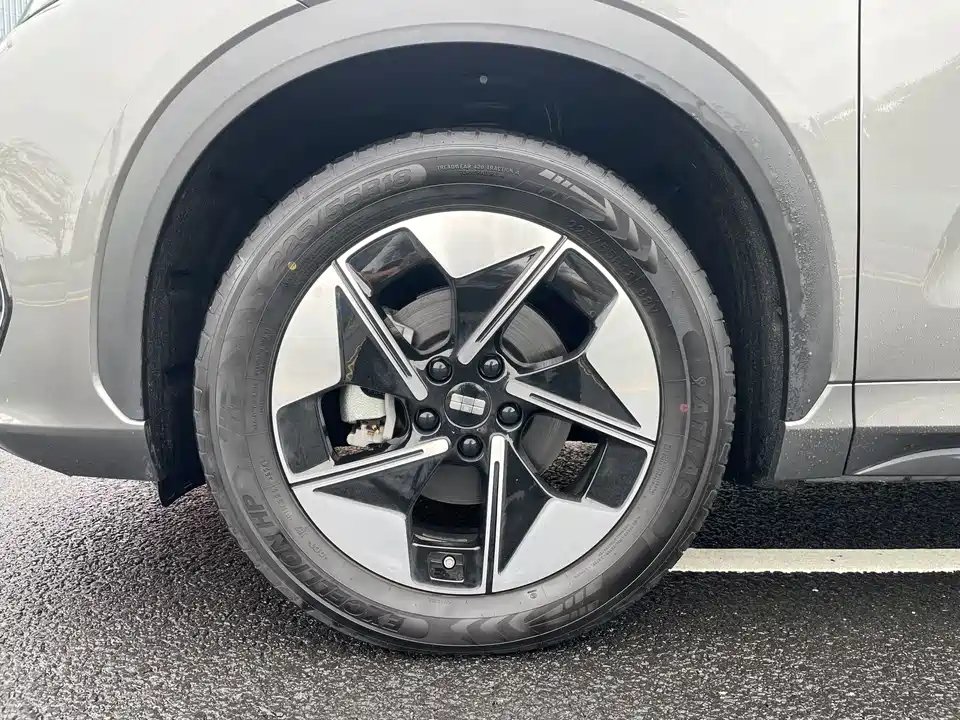 Geely Galaxy Galaxy E5