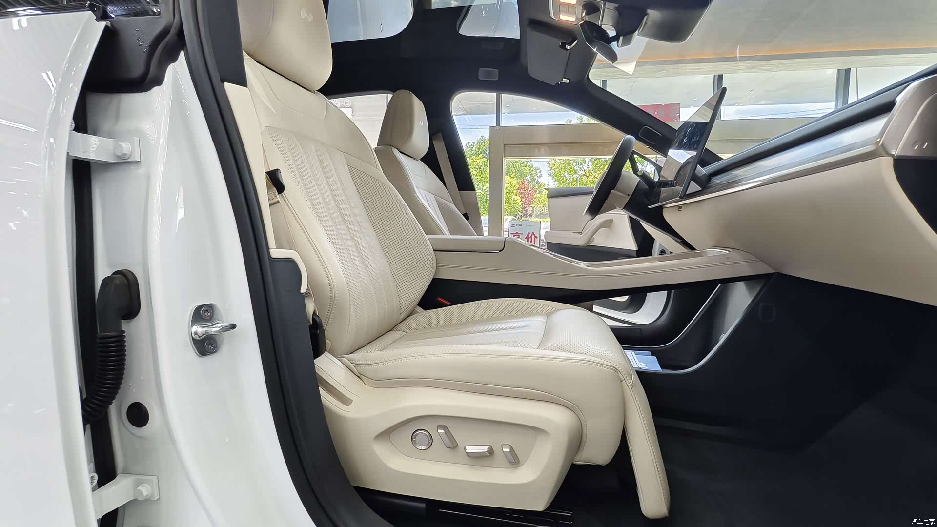 NIO L60, 2025 15