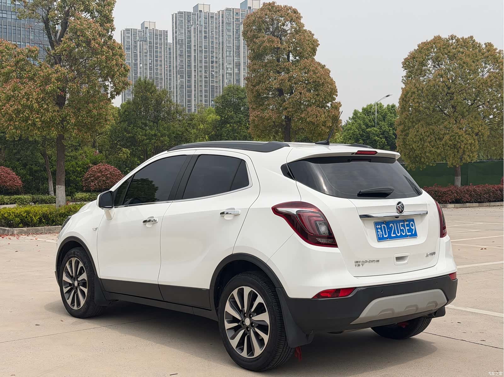 Buick Encore, 2017 все фото