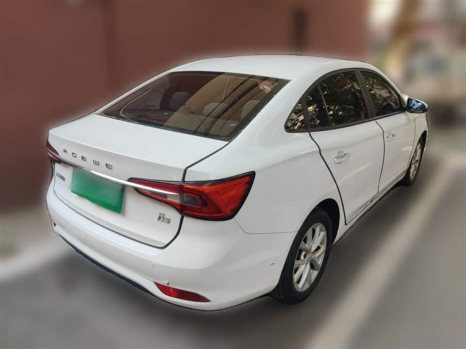 Roewe i5