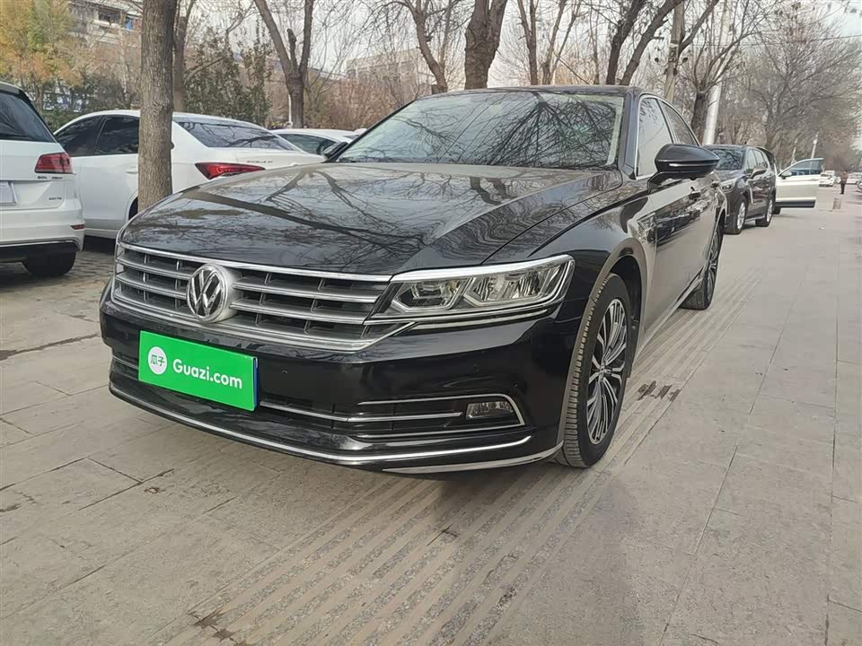 Volkswagen Huiang