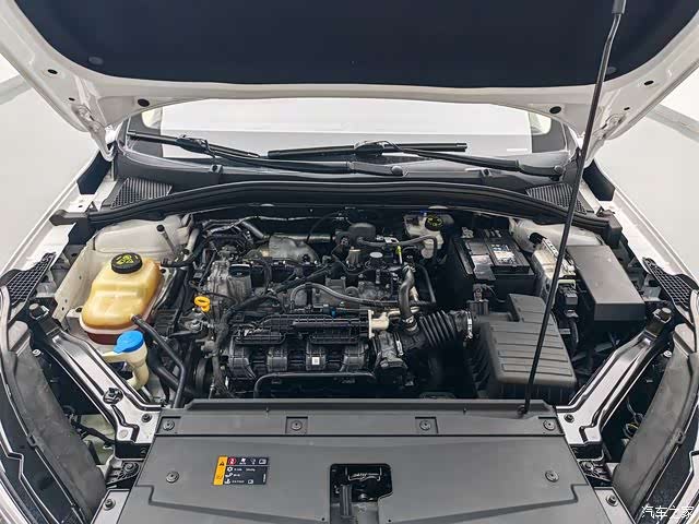 Roewe i5, 2023 9