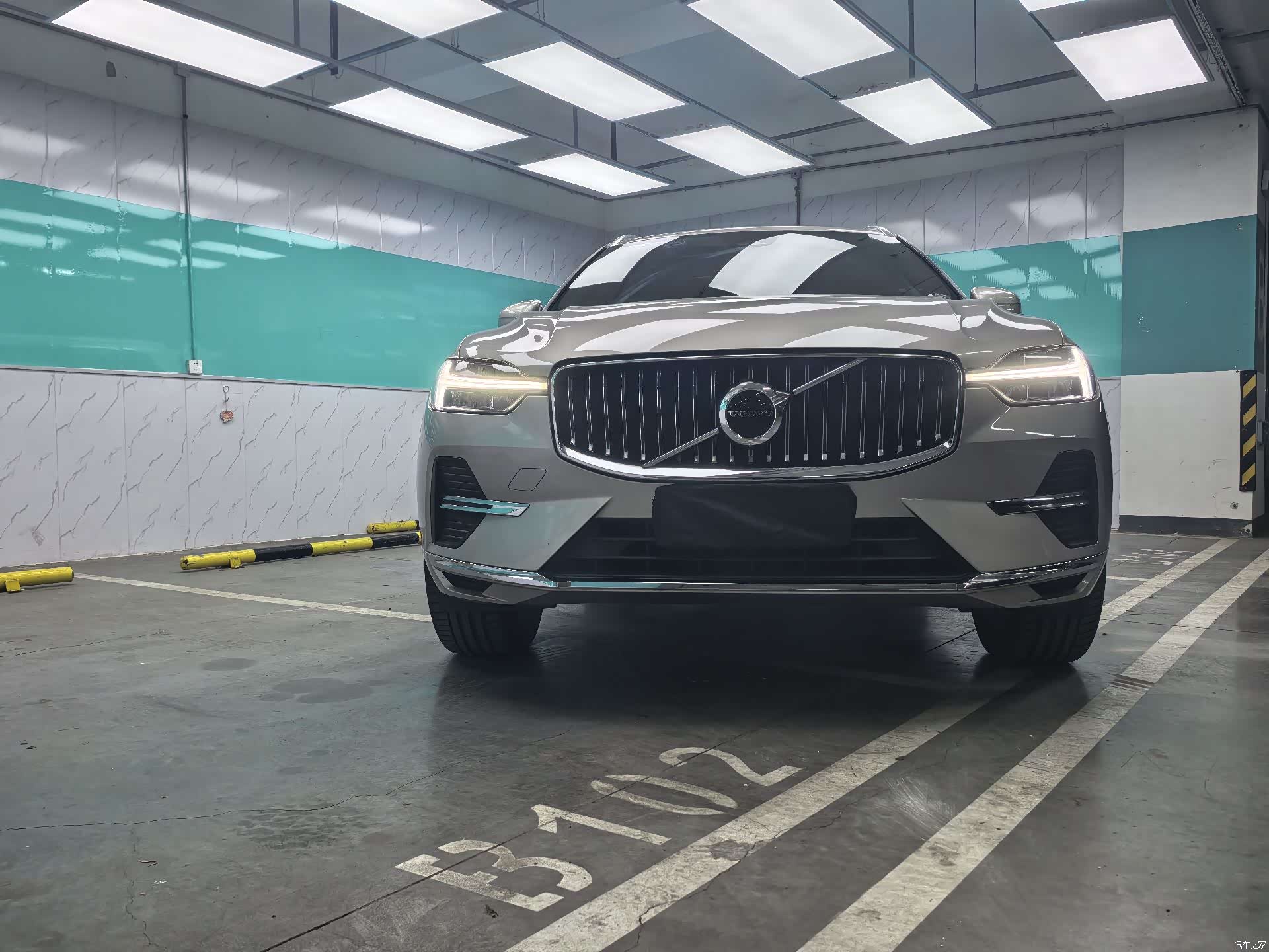 Volvo XC60, 2023 3