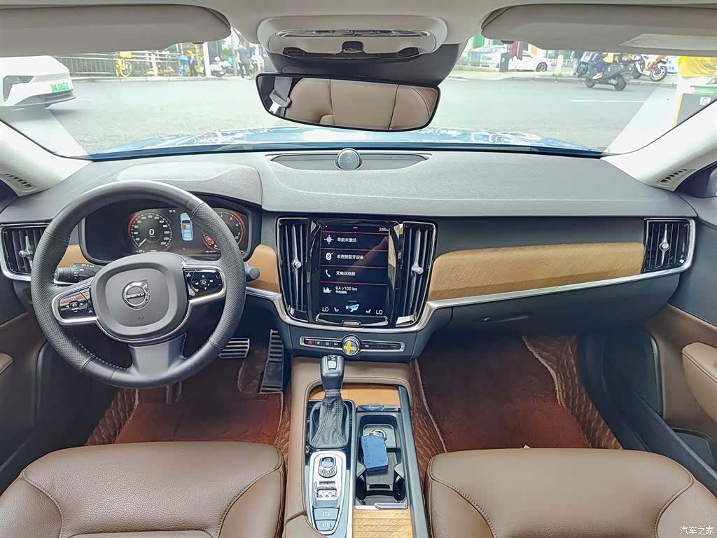 Volvo S90, 2020 10