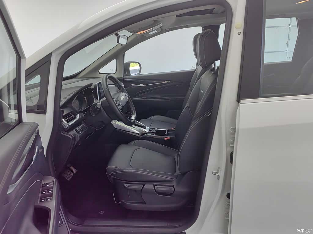 Maxus G50, 2023 10